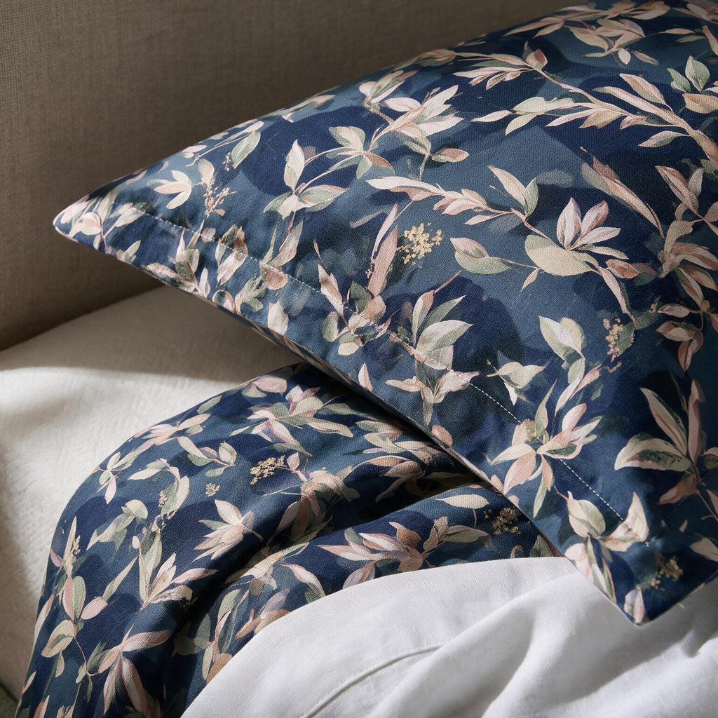 Floral tropical de minuit (Midnight Tropical Floral) – Parure de draps